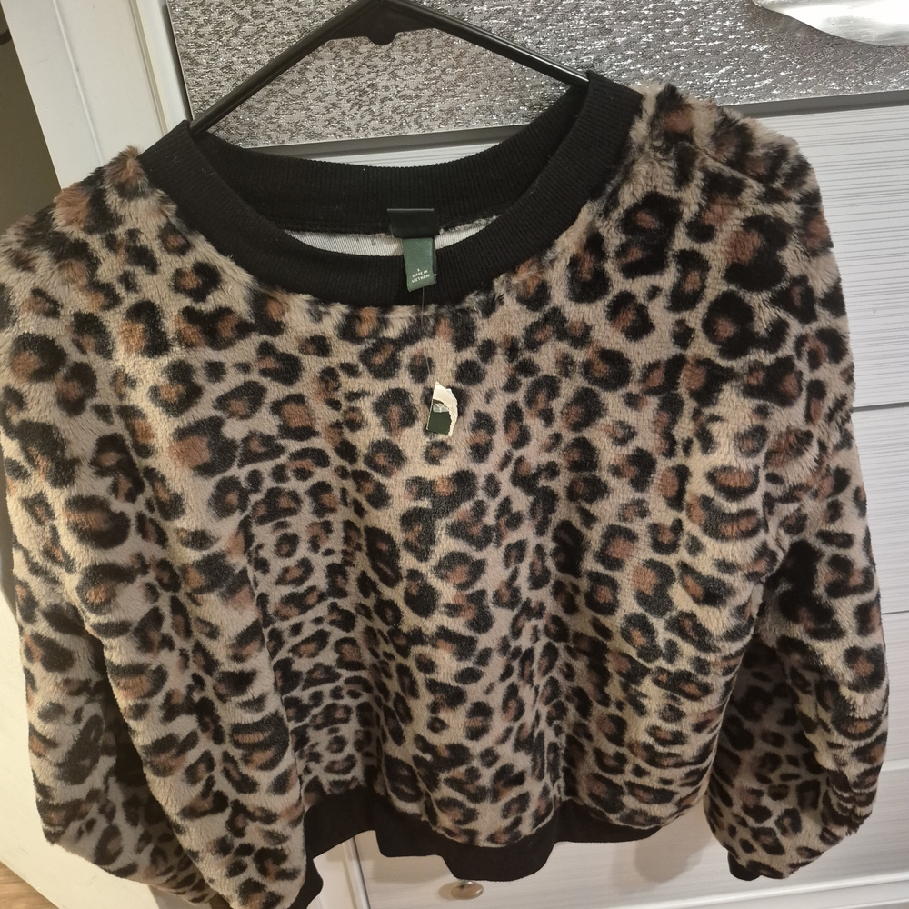 Leopard Print Fuzzy Sweater